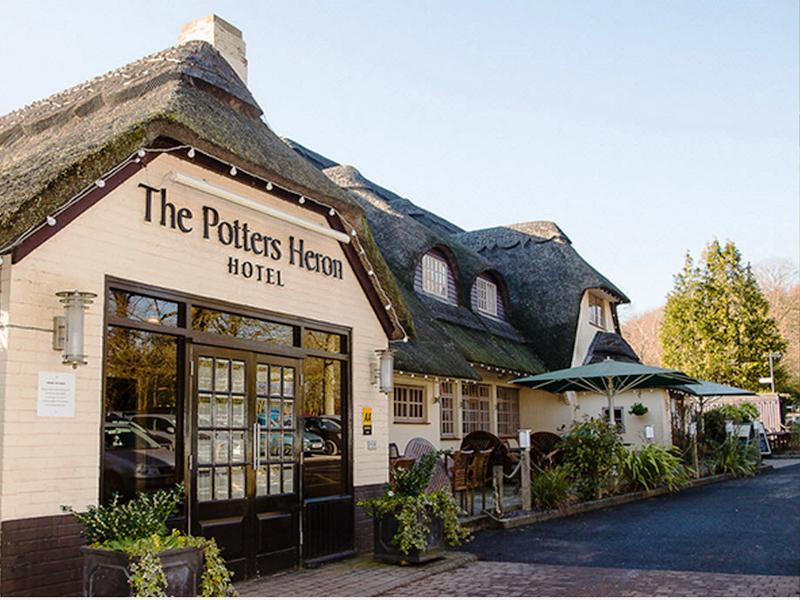 Potters Heron Hotel Romsey Esterno foto