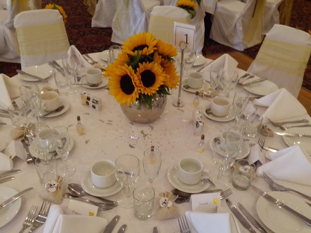 Potters Heron Hotel Romsey Esterno foto