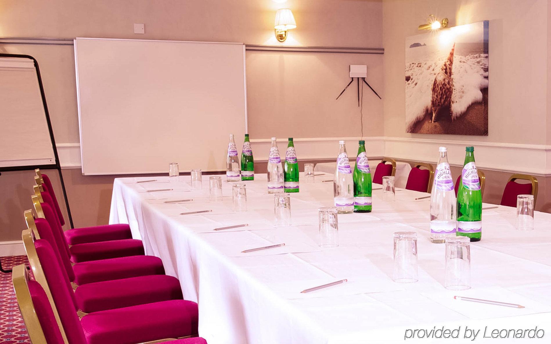 Potters Heron Hotel Romsey Esterno foto