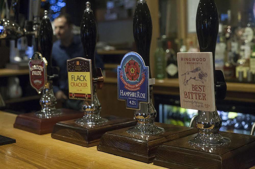 Potters Heron Hotel Romsey Esterno foto