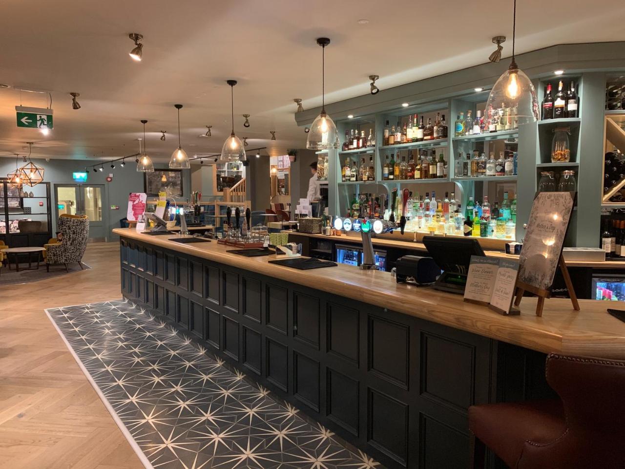 Potters Heron Hotel Romsey Esterno foto